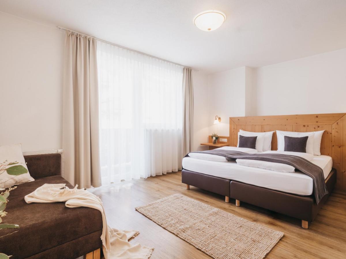 Hotel Vier Jahreszeiten By Vaya Inkl Zell Am See-Kaprun Sommerkarte ภายนอก รูปภาพ
