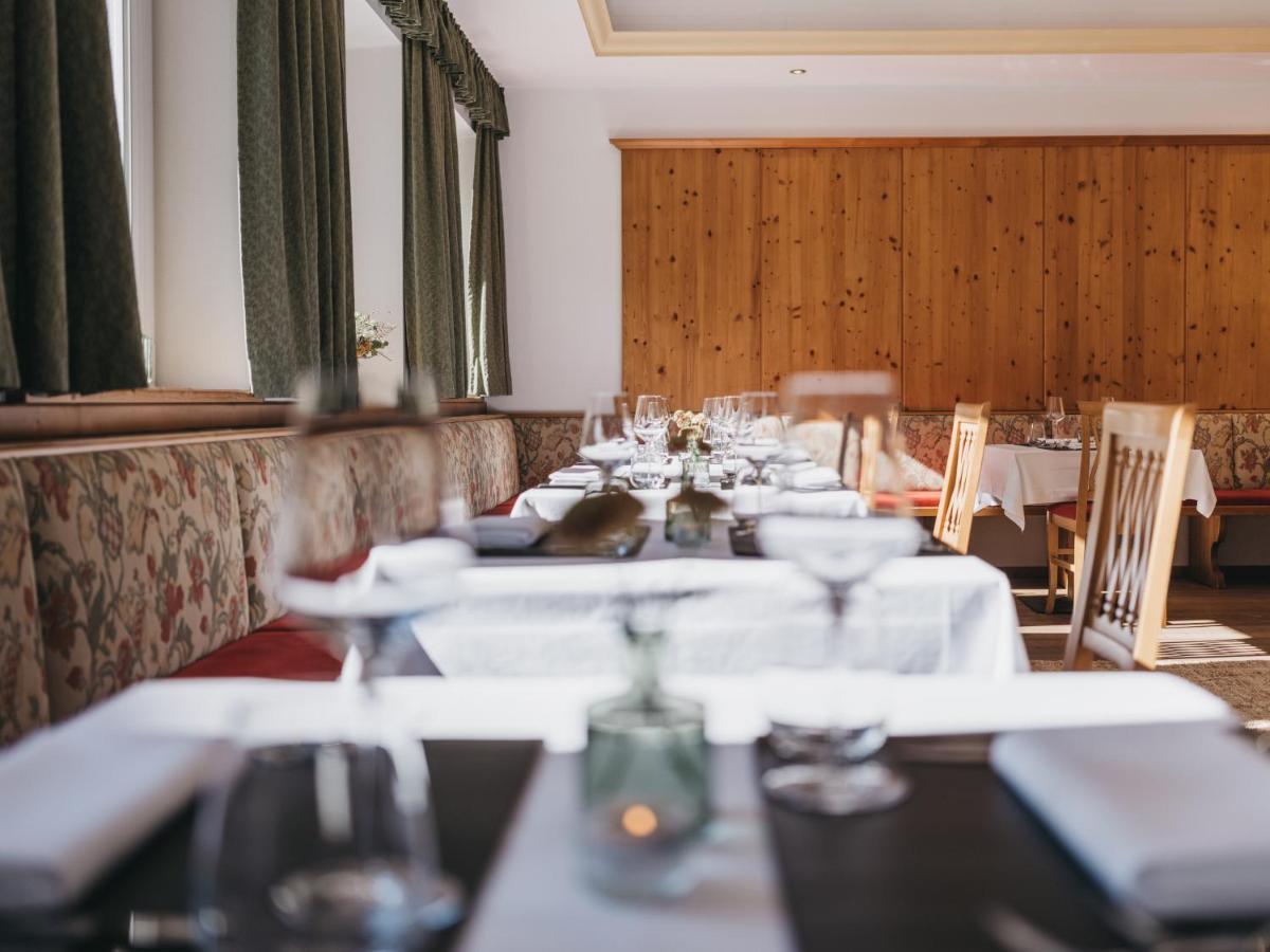 Hotel Vier Jahreszeiten By Vaya Inkl Zell Am See-Kaprun Sommerkarte ภายนอก รูปภาพ