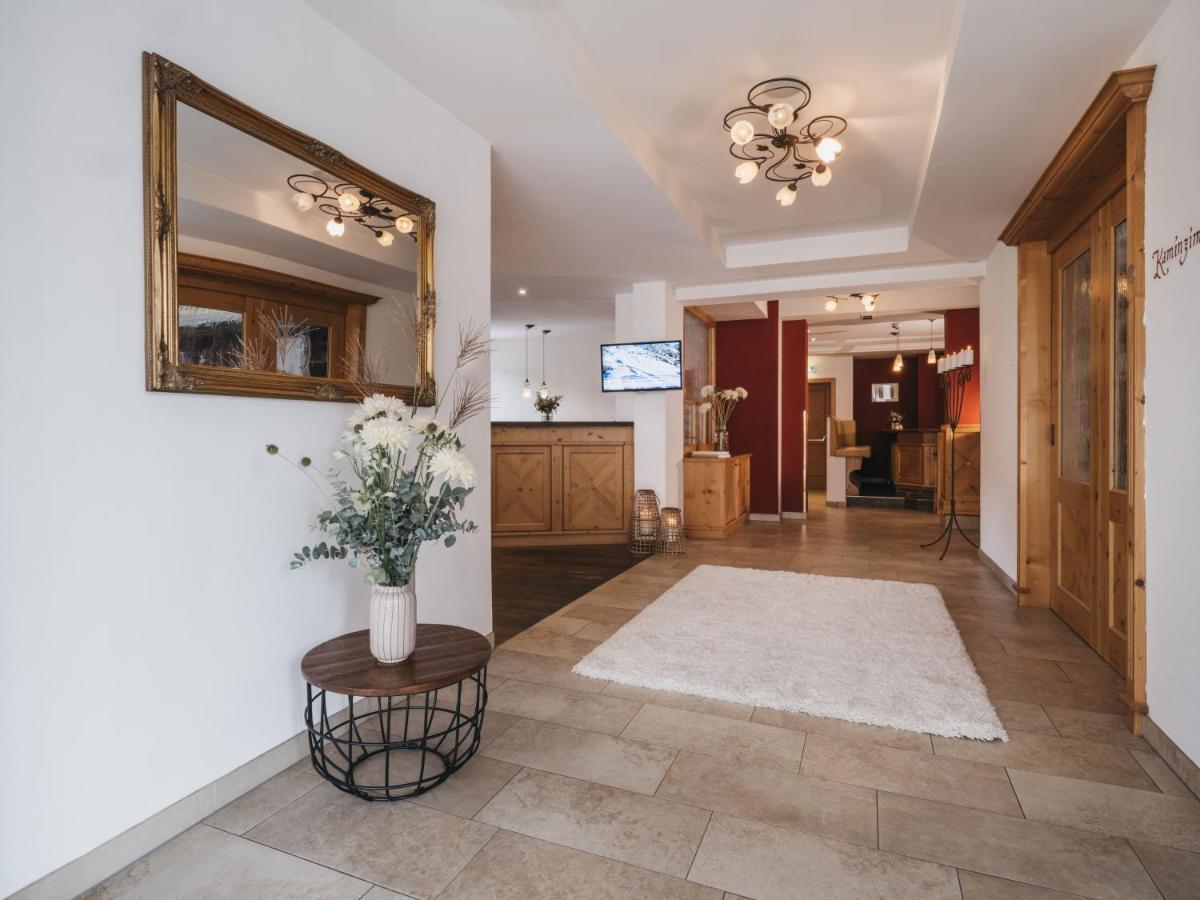 Hotel Vier Jahreszeiten By Vaya Inkl Zell Am See-Kaprun Sommerkarte ภายนอก รูปภาพ