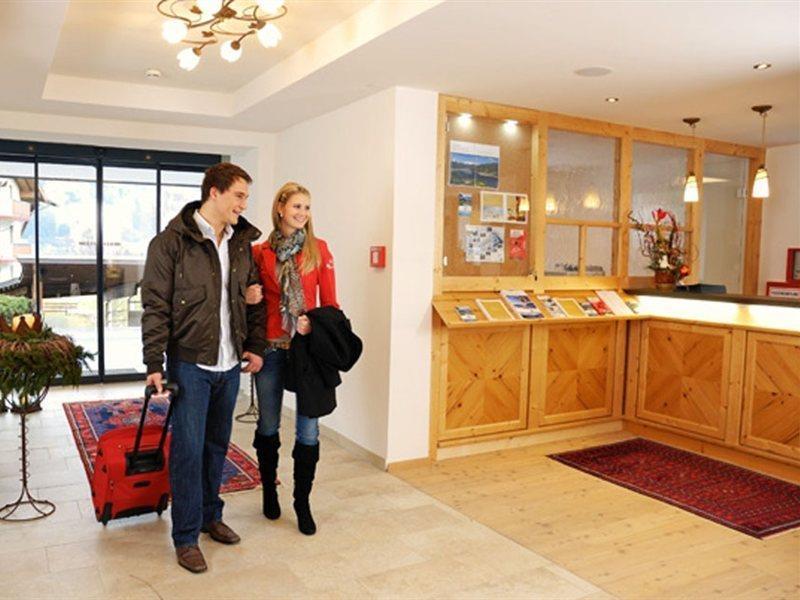 Hotel Vier Jahreszeiten By Vaya Inkl Zell Am See-Kaprun Sommerkarte ภายนอก รูปภาพ